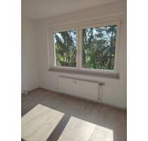 frisch renovierte 2-Raum Wohnung mit Balkon - Gröningen Großalsleben