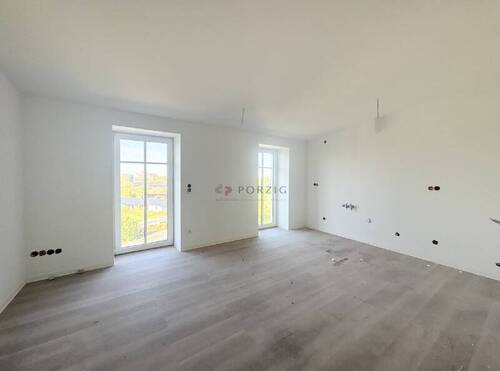 Wohnbereich mit Küche - 2 Zimmer Etagenwohnung zur Miete in Stralsund