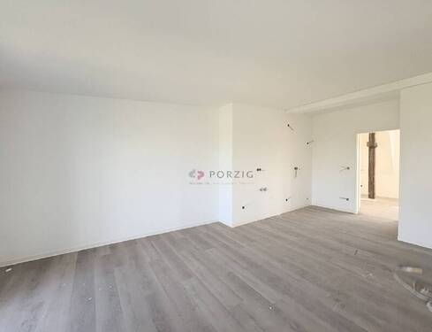 Wohnbereich mit Küche- Bild 2 - 2 Zimmer Etagenwohnung in Stralsund