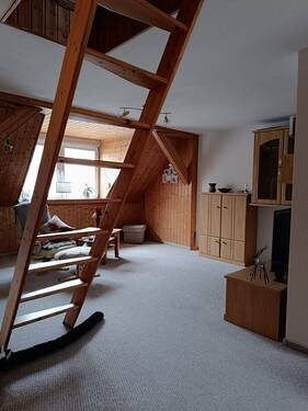 2. Wohnzimmer - 