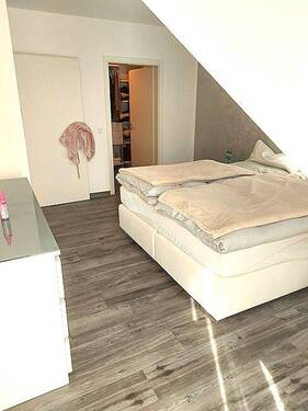 Teilansicht Raum II-III.jpg - 