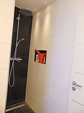 Dusche im Gäste-WC.jpg - Mehrfamilienhaus, Wohnhaus mit 133,00 m² in Nörvenich zum Kaufen