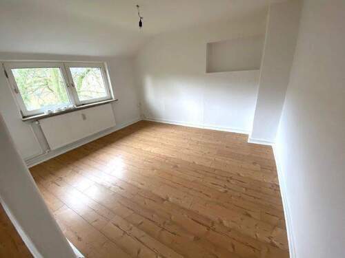 Zimmer - 2 Zimmer Etagenwohnung zur Miete in Hamburg