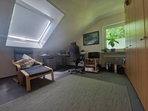 Arbeitszimmer 1, 2. OG - 