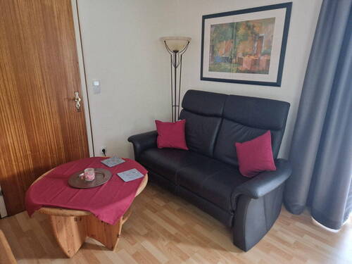 Wohnzimmer Einliegerwohnung EG - 