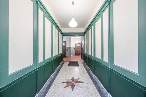 Saniertes Treppenhaus Cas2A - 4 Zimmer Etagenwohnung zum Kaufen in Berlin