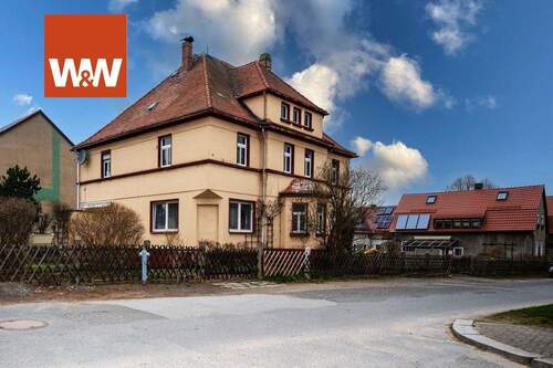 Straßenansicht li - 8 Zimmer Mehrfamilienhaus, Wohnhaus zum Kaufen in Neugersdorf