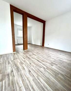 Schlafzimmer mit Ankleide EG - 