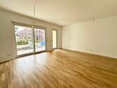 großes Wohnzimmer - 4 Zimmer Etagenwohnung zur Miete in Dresden