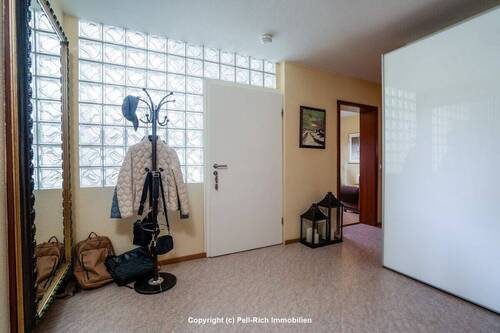 Eingangsbereich - Etagenwohnung mit 103,00 m² in Bruchsal zur Miete