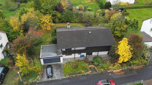 Vorderansicht - 7 Zimmer Einfamilienhaus zum Kaufen in Ahnatal