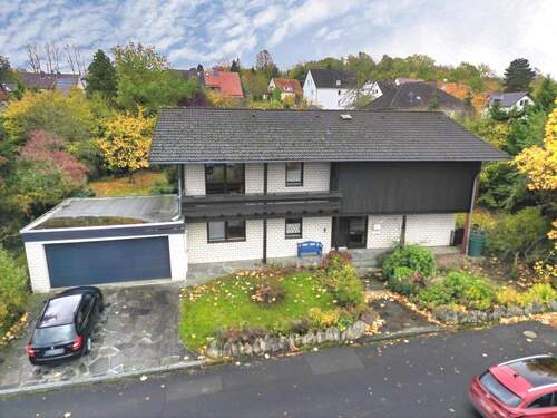 Frontansicht - 7 Zimmer Einfamilienhaus in Ahnatal