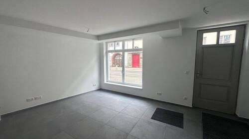 Ladenfläche - Reihenmittelhaus mit 125,00 m² in Erfurt / Altstadt zur Miete