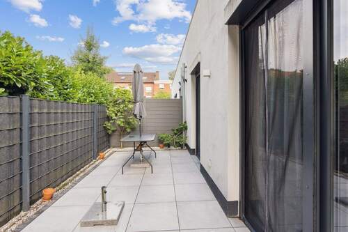 Terrasse EG - 
