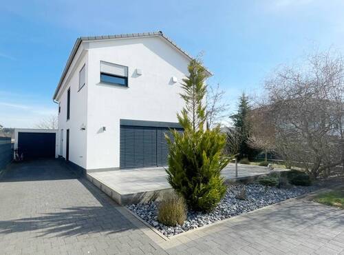 Westansicht - Einfamilienhaus mit 148,00 m² in Pfaffenhofen zum Kaufen