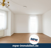 Bezugsfrei und Top-Lage - Stilvolle Wohnung mit Erker und halboffener Küche - Berlin