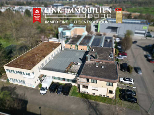 Titelbild - Gewerbeimmobilie mit großzügiger Lagerhalle, Büros und modernen Betriebswohnungen!