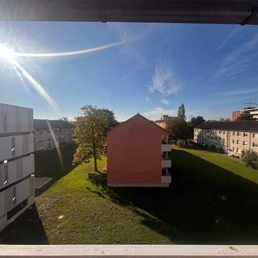 Ausblick - 3 Zimmer Etagenwohnung in Dormagen