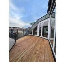 helles Dachdgeschoss im ruhigen Seitenflügel mit 2 Terrassen und Wintergarten - Berlin Charlottenburg