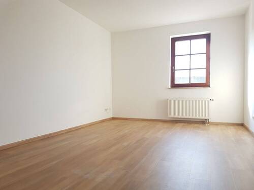 Bild 3 - 3 Zimmer Etagenwohnung in Mockrehna