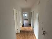 Flur (2).JPG - 4 Zimmer Terrassenwohnung in Paderborn