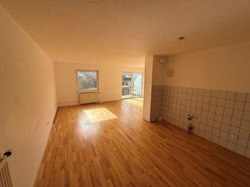 Wohnküche - Zentral. Hell. Bezugsfertig - 2 Zimmer mit Balkon im Herzen der Stadt