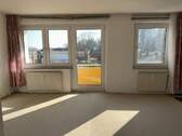 Wohnzimmer - Etagenwohnung mit 73,90 m&sup2; in Gotha zum Kaufen