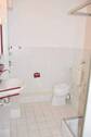 Bad mit Dusche - 