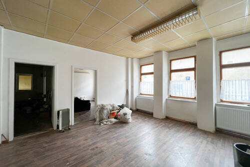 Erdgeschosswohnung - 