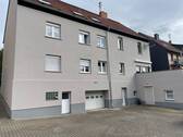 3 Zimmer DG Wohnung mit Stellplatz - 