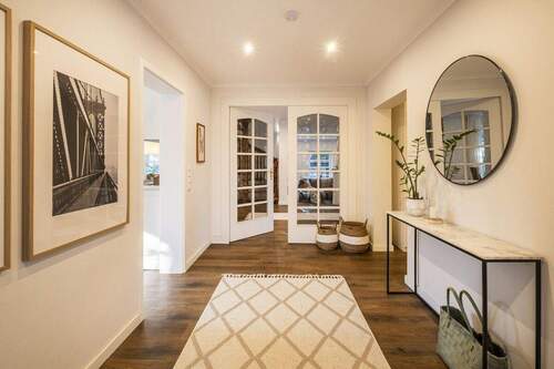 Treten Sie gern näher - 5 Zimmer Einfamilienhaus zum Kaufen in Hamburg / Duvenstedt