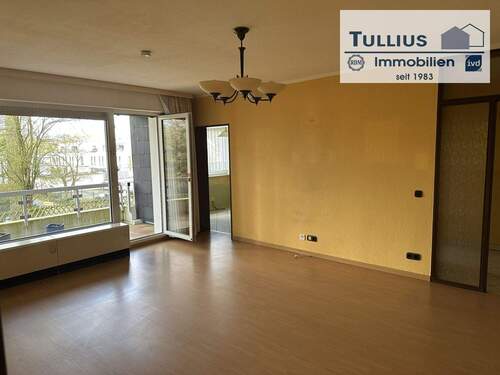 Wohnzimmer - Etagenwohnung mit 91,00 m&sup2; in Essen zum Kaufen