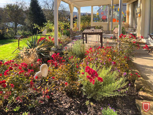 Beet und Terrasse - 