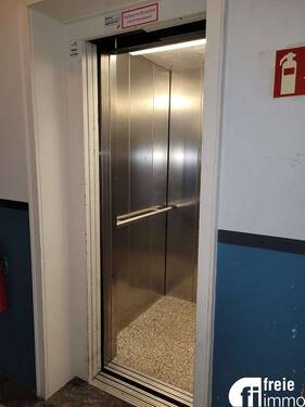 Lift im Haus - Etagenwohnung mit 41,00 m² in Dresden zum Kaufen