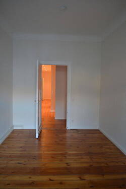 Zimmer 2 (unmöbliert) - 