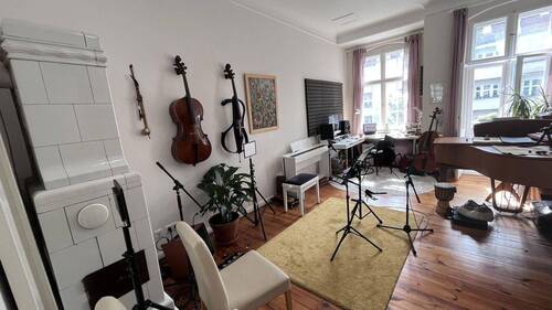 Zimmer 1 (möbliert) - Etagenwohnung mit 138,00 m² in Berlin zum Kaufen