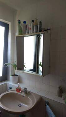 Helles Bad mit Fenster - 