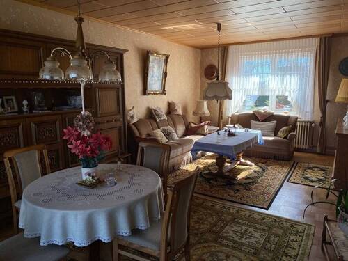 Wohnzimmer - 5 Zimmer Einfamilienhaus zum Kaufen in Lunden