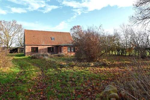 Hausansicht - Einfamilienhaus in Alleinlage in Groß Behnkenhagen