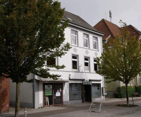 Außenansicht - Zentral gelegenes Wohn- und Geschäftshaus in Brunsbüttel