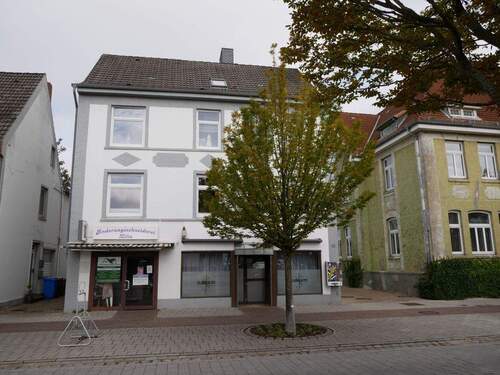 Außenansicht - Mehrfamilienhaus, Wohnhaus in Brunsbüttel