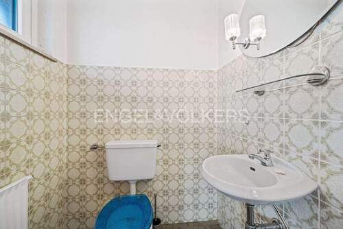 Gästebad im Erdgeschoss - 