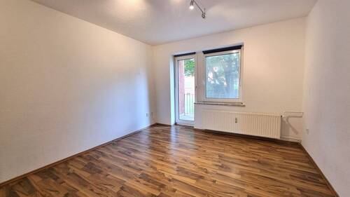 Wohnzimmer - 3 Zimmer Etagenwohnung zur Miete in Wurster Nordseeküste