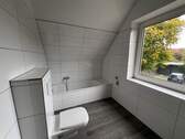 Wannenbad 
keine Dusche - 