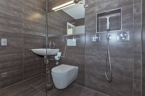 Hochwertiges Duschbad - 