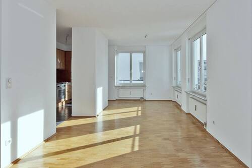 Essbereich - 3 Zimmer Etagenwohnung in München