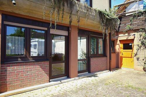 Li. Hobbyraum 1 u. Büro 2 jeweils Zugang von Außen - 1 Zimmer Mehrfamilienhaus, Wohnhaus zum Kaufen in Ellwangen (Jagst)