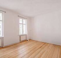 Ruhige 2-Zimmer-Wohnung in schönem Kreuzberger Altbau nahe dem Carl-Herz-Ufer - Berlin