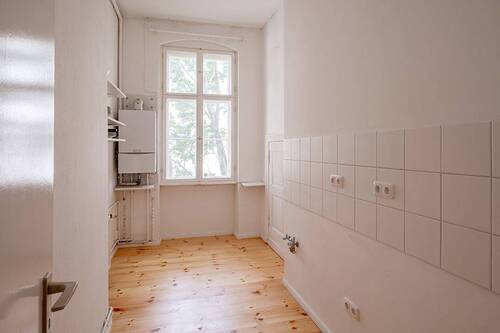 Bild 2 - 2 Zimmer Etagenwohnung zum Kaufen in Berlin