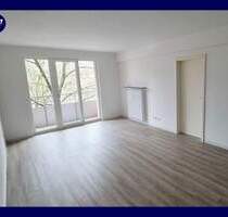 *Freiraum genießen - modernisierte 2-Zimmer-Wohnung* Tageslichtbad mit Wanne + Balkon + Aufzug - Aachen